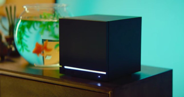 Máquina de vapor de Valve sobre una mesa